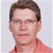 Je transmets mes connaissances en botanique et en biologie, également sur la langue française et la prévention de la santé.