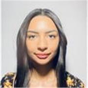 Mi trayectoria combina estudios realizados en Argelia durante cinco años y mi residencia actual en España.