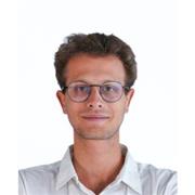 Diplômé de l'EDHEC Business School, je propose cours particuliers d'anglais à Paris et en ligne, tous niveaux