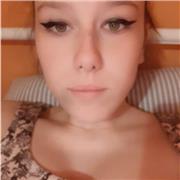 Ragazza di 16 anni con molta voglia di lavorare, farei di tutto