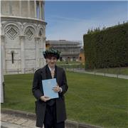 Diplomato al Liceo classico con 100 e Lode; laureato in Filosofia con 110 e Lode. OFFRO RIPETIZIONI DI ITALIANO, LATINO, GRECO, FILOSOFIA E STORIA