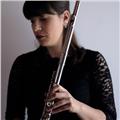 Laureata offre lezioni di musica e flauto traverso online e presso il proprio domicilio