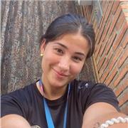 Profesora de inglés y de otras materias de primaria , con grado en educación