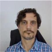 Profesor titulado en ingeniería de telecomunicación, con más de 5 años de experiencia en ciclos formativos y secundaria
