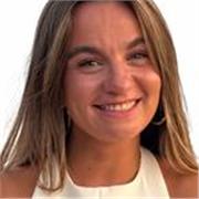 Profesora titulada en Administración y Dirección de empresas, Finanzas y Contabilidad. En posesión de Máster en Auditoría.