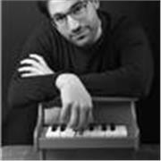 Pianista del Conservatorio di Parma offre lezioni di pianoforte a Parma e online – principianti, avanzati, esami e perfezionamento