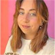 Professeur de français et étudiante en école de commerce et de management
