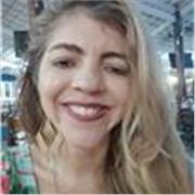 Gosto muito do que faço, estou disposta a dar aula de português, matemática, para crianças de 05 a 10 anos