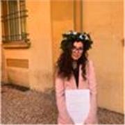 Laureata in lettere moderne offre ripetizioni di latino (grammatica e letteratura, traduzione e metodologia)