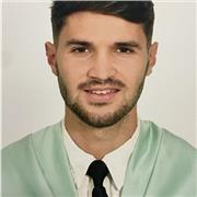 Doy clases de gimnasia, tanto fuerza muscular como ejercicios para mejorar la capacidad aeróbica para todo tipo de edades