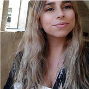 Soy una persona responsable, cercana y con mucha paciencia. Ofrezco clases a estudiantes de primaria, secundaria y bachillerato