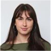 Profesora de Euskera con ganas de enseñar de forma dinámica.