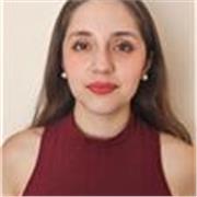 Astronoma en formación apasionada por la enseñanza y el aprendizaje ofrece clases en física y matemática