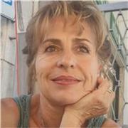Madre lingua francese 1 anno deug all'università di Aix en Provence + 5 anni di università presso lingue e letterature straniere di genova