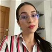 Abogada con experiencia en docencia, clase para estudiantes de derecho en derecho constitucional, comercial y societario