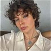 étudiante en sociolinguistique cherche emploi en parallèle de son master