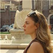 Dall'idea al film: sceneggiatura, regia, produzione e organizzazione del set, dalla teoria alla pratica.