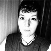Responsable, puntual, don de gentes, paciente.
A quien necesite aprender inglés desde 0.