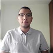 Ingeniero aeroespacial imparte clases de Matemáticas para estudiantes de ESO y Bachillerato