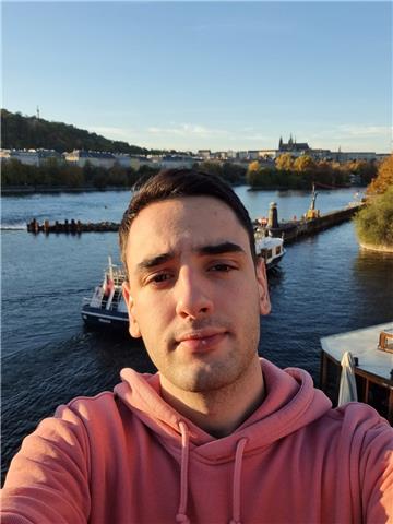 Victor