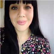 Profesora de Historia, Geografía y Ciencias Sociales, me defino como una profesional capaz de desarrollarse en distintas áreas y trabajar con distintas edades o niveles de estudio