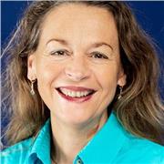 Prof d'économie, marketing et communication avec 30 ans d'expèrience en entreprises.