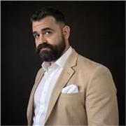Impara a comunicare a 360 gradi su ogni piattaforma. Creatività. Tecnica. Strategia. Pensiero. Creiamo insieme il tuo portfolio