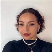 J'enseigne de manière avec ma vision et mon esprit créatif. 
Je suis disponible pour vous aider en toute bienveillance.