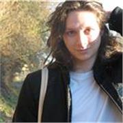 Offro ripetizioni di materie umanistiche, principalmente online. Ho un diploma di liceo classico (95/100).