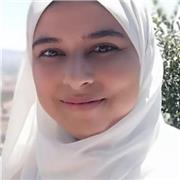 Profesora de árabe para adultos y niños