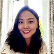 Je suis une professeure d'anglais avec le certificat d'or TOEIC