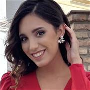 Soy una persona trabajadora y con pasión por la enseñanza. Mi intención es dar clases a niños de primaria y secundaria.