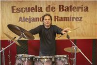 Clases de batería presencial y online- alejandroramirez.cl - escuela de batería (santiago)