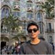 El profesor da clase a cualquier edad de alumno