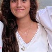 Profesora de matemáticas, con años de experiencia. Soy una persona paciente y constante, con ilusión por enseñar.