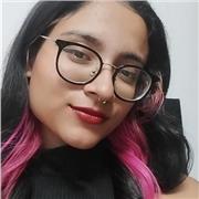 Profesora de biología partidaria de que los niños y adolescentes concentren su energía en una enseñanza de entendimiento fácil y didáctica