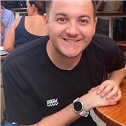 Native English speaker, looking to give English writing & speaking classes online (ALL AGES)