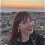 Studentessa iscritta alla facoltà di Chimica e Tecnologie Farmaceutiche (CTF), diplomata al liceo scientifico con votazione 100. 