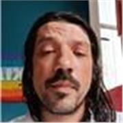 Bonjour, ayant une aisance en lecture publique, je mets à disposition mon expérience en tant que bibliothécaire et animateur. 