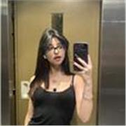 Chica joven, matrícula de honor en castellano y literatura castellana, entre otras. Me puedo mover a dar clases por Manresa.