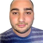 Licenciado en ciencias, con mención en matemáticas, con experiencia docente como ayudante en distintos ramos universitarios