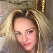 LEZIONI DI INGLESE CON UNA MADRELINGUA ESPERTA E AIUTO COMPITI CHE TI SEGUE FINO AL RISULTATO.
Sono un'insegnante qualificata, laureata madrelingua inglese americano. Offro lezioni e ripetizioni online di alta qualità per studenti di tutte le età e livel