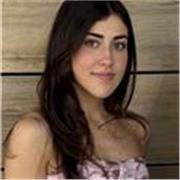 Soy una persona curiosa y paciente, apasionada por las matemáticas, capaz de enseñar cualquier asignatura adaptándome al alumno.