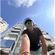 Creativa; Disciplinada  y Deportista de rendimiento. Entrenadora personal 