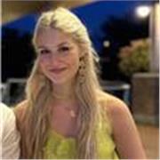 Profesora de inglés con experiencia dando clases personalizadas a estudiantes de distintas edades. Clases en Madrid y online