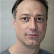 CELTA qualified native-speaker teacher from the UK with over 20 years of experience