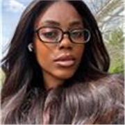 Passionate Italian tutor helping all levels learn confidently.