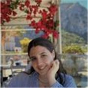 Profesora de Arte apta para cualquier edad, nivel iniciante.