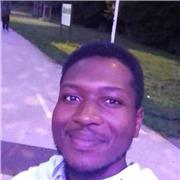 Je donne des cours particuliers d'anglais aux élèves, étudiants ainsi que professionnels