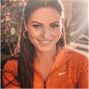 Zertifizierter Fitnesscoach bietet fundierten Unterricht in Sportpraxis & -theorie